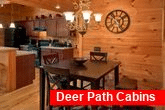 Luxury Cabin with Dining Room and Full Kitchen