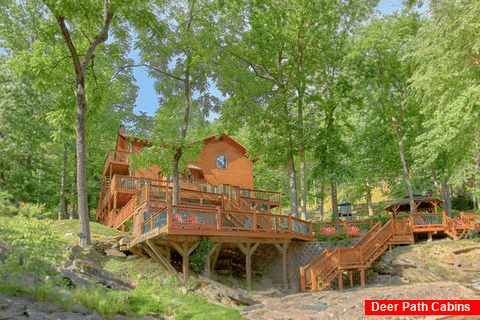 Featured Property Photo - River Adventure Lodge