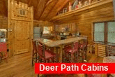 2 bedroom cabin with dining room for 10