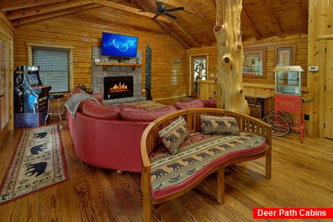 Premium cabin on river with spacious living room - River Edge