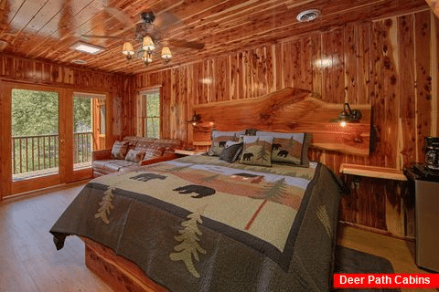 Private King Bedroom with River Views - River Pleasures