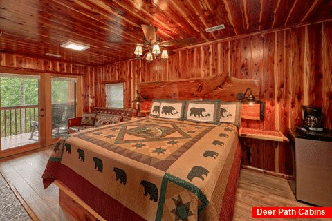 Premium 2 bedroom Cabin with King Master Suite - River Retreat