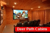 Luxurious 5 Bedroom Cabin with Theater Room