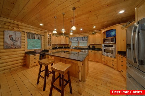 Fully Furnished kitchen 5 bedroom rental cabin - Elkhorn Lodge