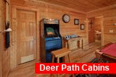 4 Bedroom Cabin with Pool Table and Arcade