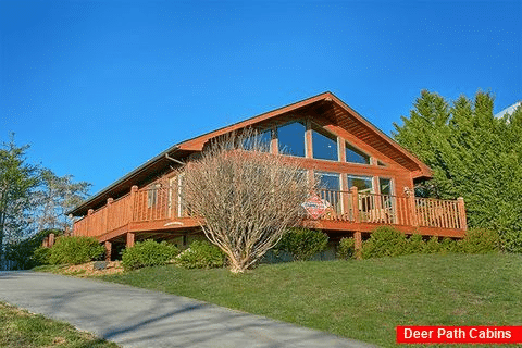Pigeon Forge 2 Bedroom Cabin with Views - A Dream Come True