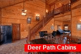 Luxurious 6 Bedroom Cabin with Large Dining Room