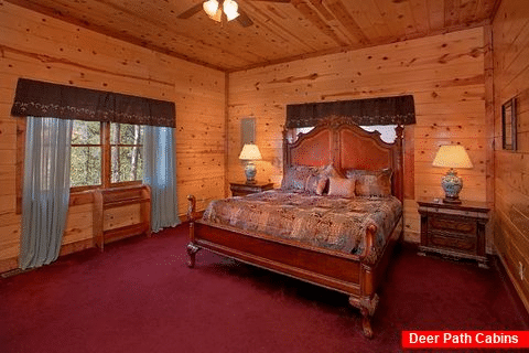 Master Suite with King Bed in 6 Bedroom Cabin - Pool and a View Lodge