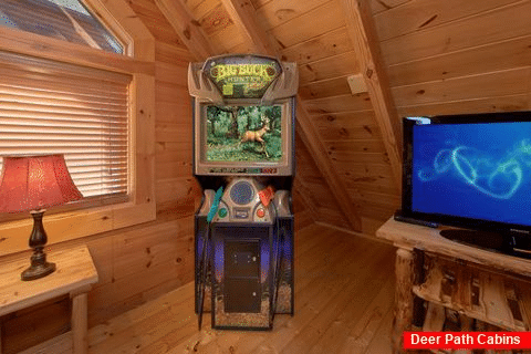 Premium Cabin with Arcade Game in Loft Game Room - Creekside Hideaway