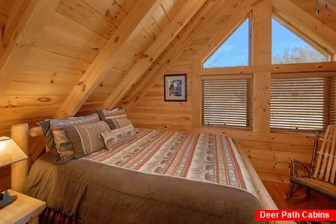 Premium Cabin with 2 Bedrooms and Baths - Creekside Hideaway