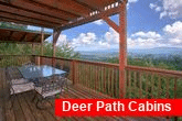 3 Bedroom Cabin with Private Deck Dining Area