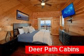 6 Bedroom Cabin with 6 King Beds and baths