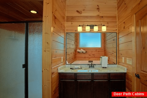 Master Bathroom in Private King Suite - Copper Ridge Lodge