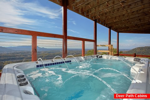 Luxury Cabin with Oversize Hot Tub and Views - Copper Ridge Lodge