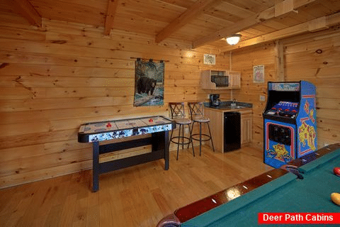 Luxury Cabin with Air Hockey Games and Arcade - Dreamland