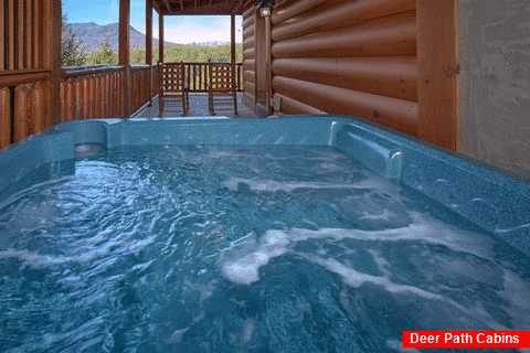 2 Hot Tubs at Luxury 4 Bedroom Cabin - Dreamland
