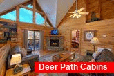 4 Bedroom cabin with Fireplace and Sleeper Sofa