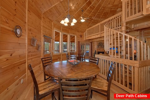 3 Bedroom Cabin with 2 Dining Room Tables - Star Gazer