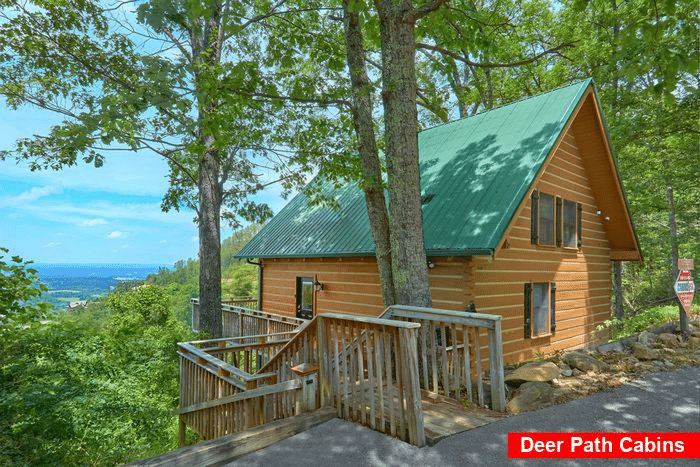 The Overlook Cabin Rental Photo
