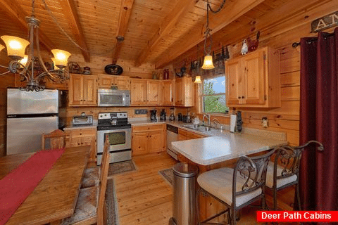 Luxury 2 Bedroom Cabin with Full Size Kitchen - Angel's Landing