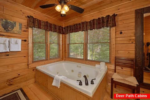 Private Master Bathroom with Jacuzzi Tub - Angel's Landing