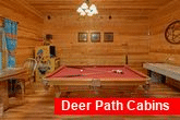 5 Bedroom cabin with Pool Table and arcade game