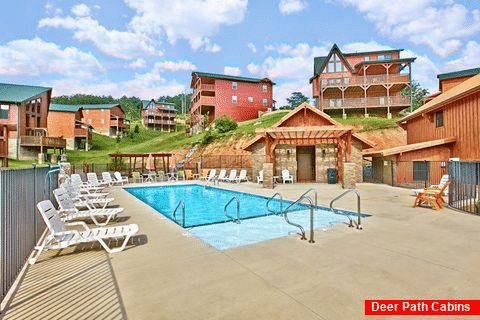 Cabin near Dollywood with a Resort Swimming Pool - Snuggled Inn