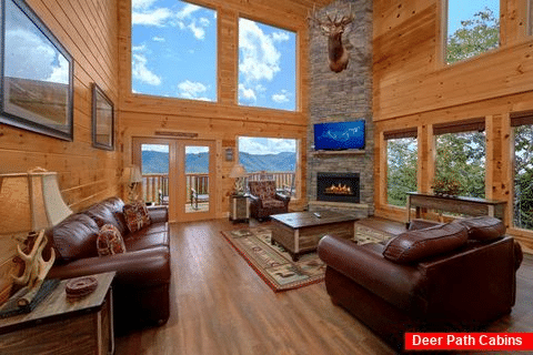 Luxurious Cabin with Stone Fireplace and Views - Elk Ridge Lodge