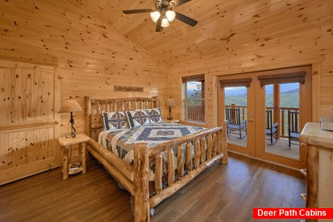 Luxury Cabin with Master Bedroom on main level - Elk Ridge Lodge