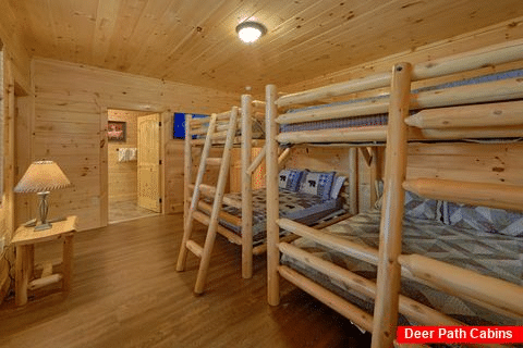 Cabin with 2 sets of Queen Bunk Beds - Elk Ridge Lodge