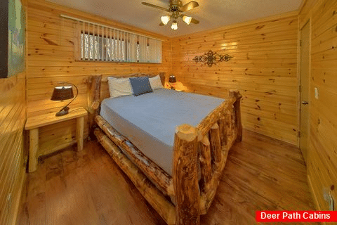 3 Bedroom 3 Bath 3 Story Cabin Sleeps 6 - Simply Incredible
