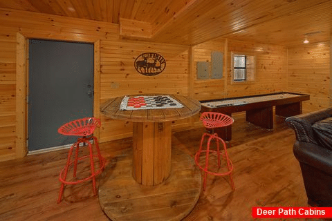3 Bedroom Cabin with Wet Bar in Game Room - Simply Incredible