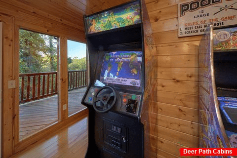 4 Bedroom Cabin with Race Car Arcade Game - Knockin On Heaven's Door