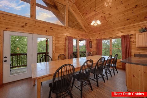 7 Bedroom Cabin with Spacious Dining Room for 14 - Smoky Mountain Lodge