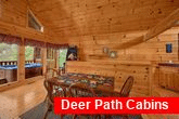 2 Bedroom Cabin with Dining Table for 6