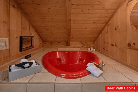 Heart Shape Jacuzzi Tub 1 Bedroom Cabin - Bare Kissin And Huggin