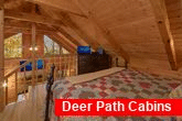 1 Bedroom Cabin Sleeps 4 with Wooded View