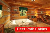 1 Bedroom Wears Valley Cabin with a Jacuzzi Tub