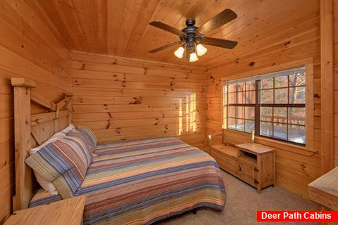 3 Bedroom Cabin Sleeps 7 Hidden Springs - Cheeky Chipmunk Getaway