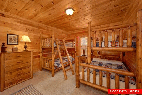 Lower Level Bedroom with Bunk Beds - Cherokee Hilltop