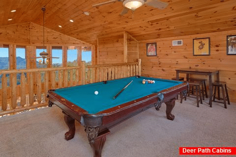 Pool Table 3 Bedroom Cabin Sleeps 11 - Cherokee Hilltop
