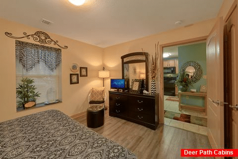 Luxury 2 Bedroom Condo with King Bed - Mountain View 5102
