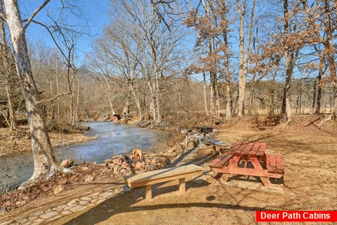Featured Property Photo - Creekside Cottage