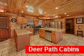 12 bedroom Cabin with Full Kitchen