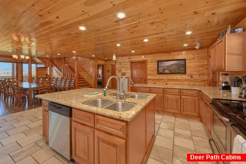12 bedroom cabin with large kitchen for 54 - Dream Maker Lodge