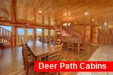 12 bedroom cabin with Dining area for 30