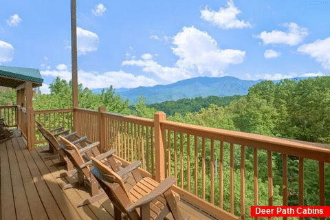 Luxury cabin with 5 bedrooms and mountain view - Amazing Views to Remember