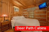 1 Bedroom Cabin with Private queen bedroom