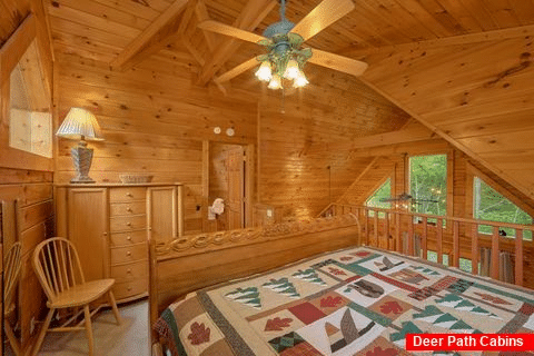 1 Bedroom Cabin with Extra Bed in Loft - Jasmine's Retreat