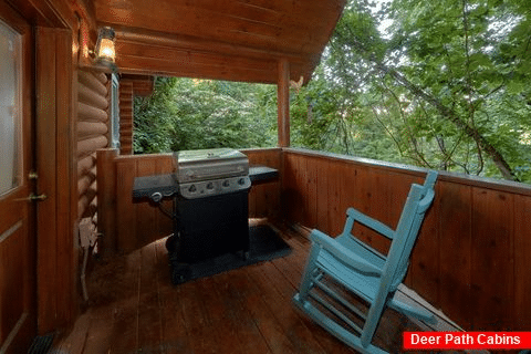 Semi Private 1 Bedroom Cabin with Grill - Merry Weather